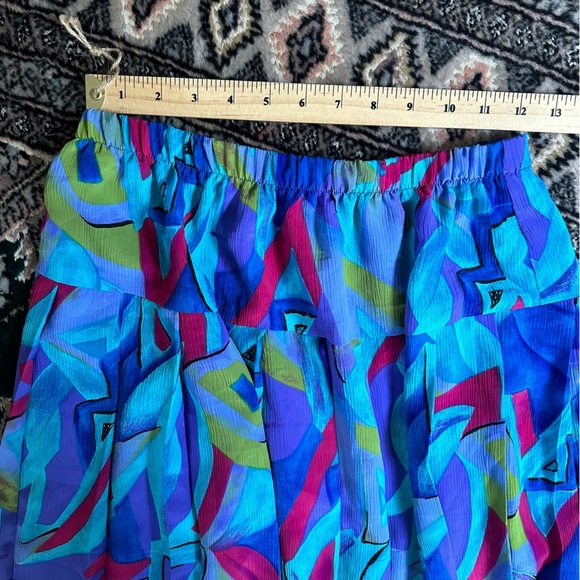 Vintage  Abstract 80’s print elastic waist midi skirt - Picture 6 of 6